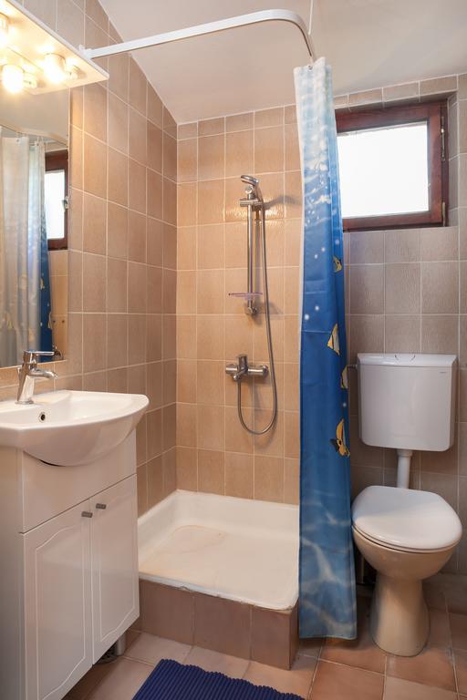 Kornelija 2 Appartement Podgora Kamer foto
