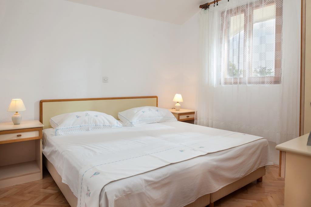 Kornelija 2 Appartement Podgora Kamer foto