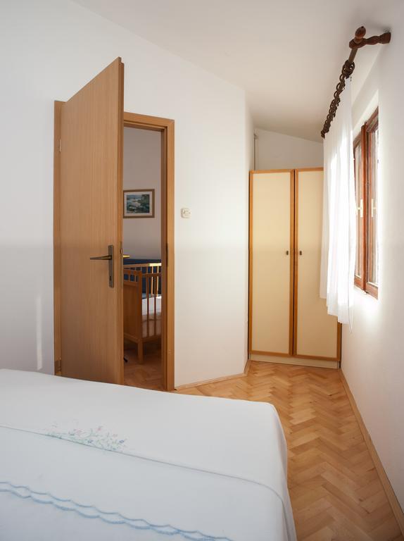 Kornelija 2 Appartement Podgora Kamer foto