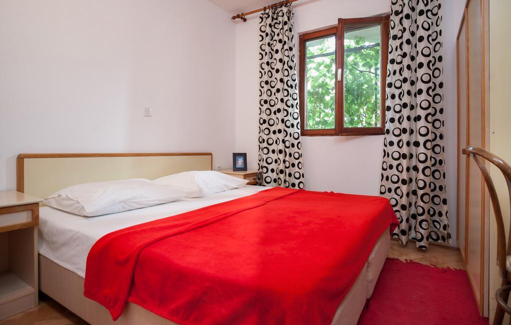 Kornelija 2 Appartement Podgora Kamer foto